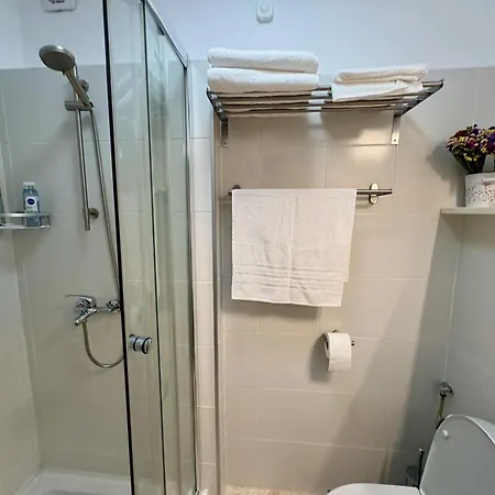 Apartamento Historic Old Town With 4k Cinema Bucarest